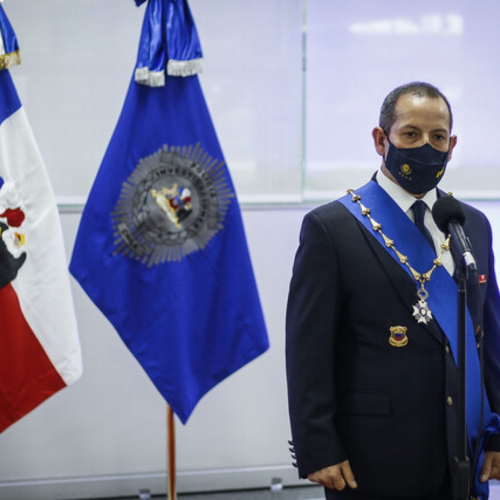 Presidente Piñera asistió a ceremonia de cambio de mando de la PDI