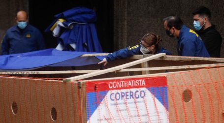 PDI investiga hallazgo de cuerpo calcinado en plena vía pública en Santiago