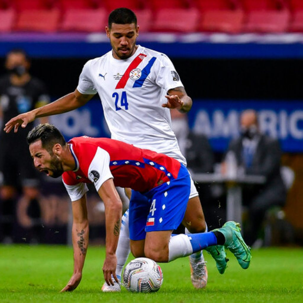 Mauricio Isla: "Paraguay jugó bien, ya está. No hay que darle vuelta"