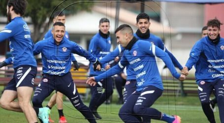 Alexis Sánchez encabeza última práctica de la ‘Roja’ antes del viaje a Brasil