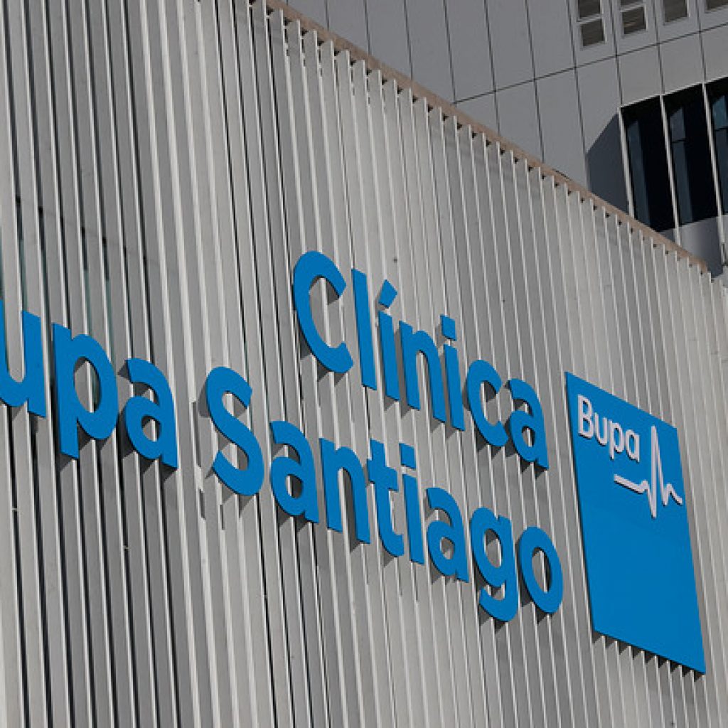 Clínica Bupa Santiago informó del cierre transitorio de su servicio de Urgencia
