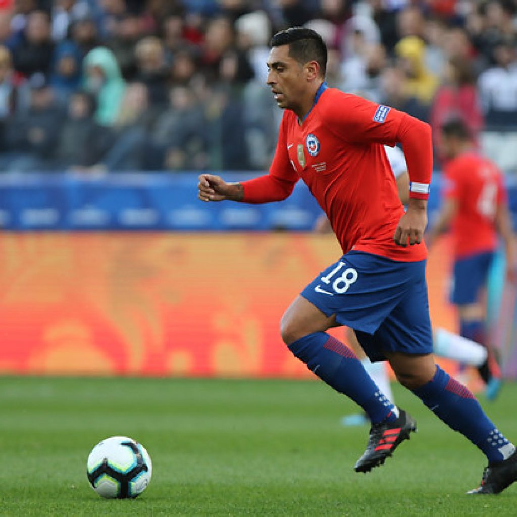 Gonzalo Jara: "Uno siempre tiene la esperanza de volver a jugar por la 'Roja'"