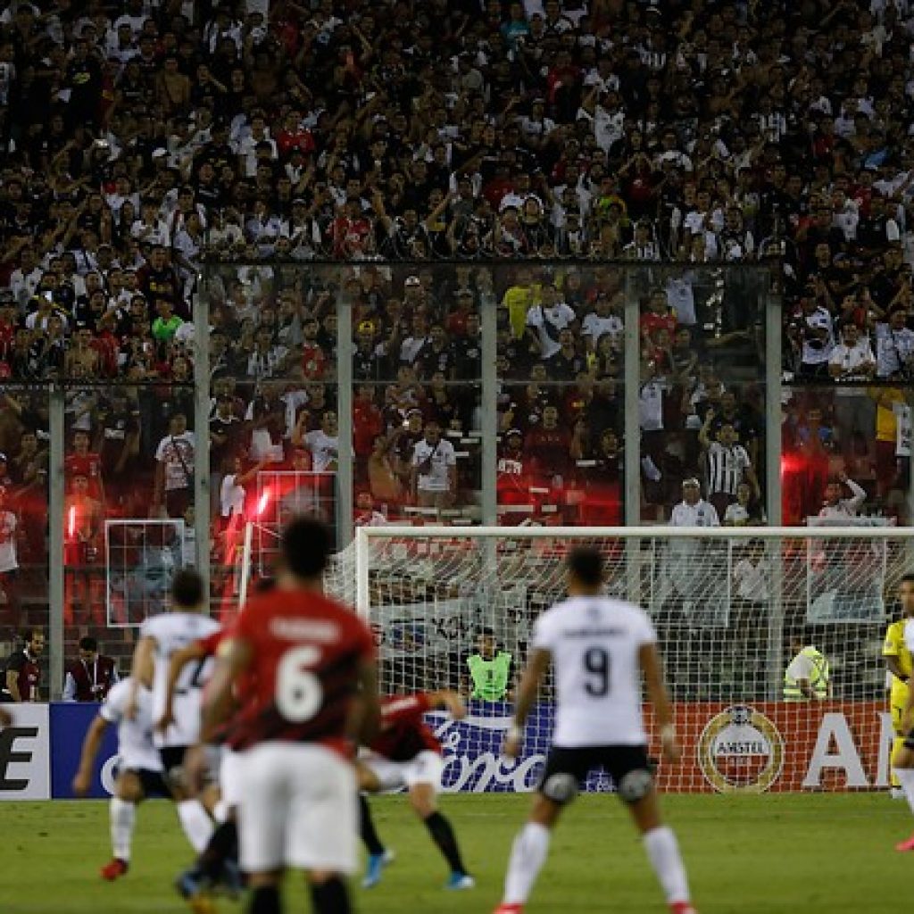 Estadios de fútbol podrán recibir público con aforos reducidos según fases