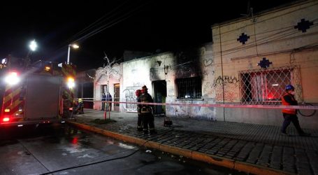 Incendio en el centro de Santiago dejó un fallecido y 18 familias damnificadas
