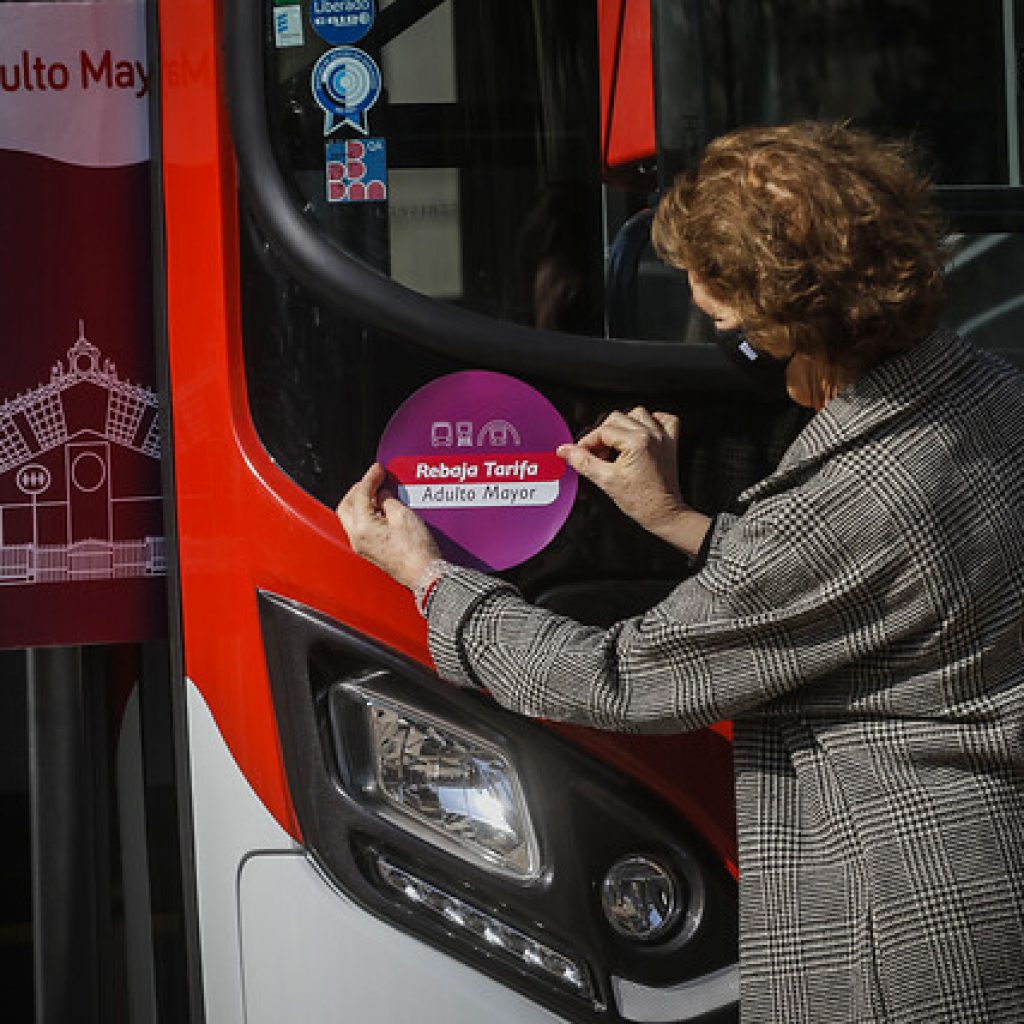 MTT: Entregan balance de primer año de rebaja de tarifa para adultos mayores