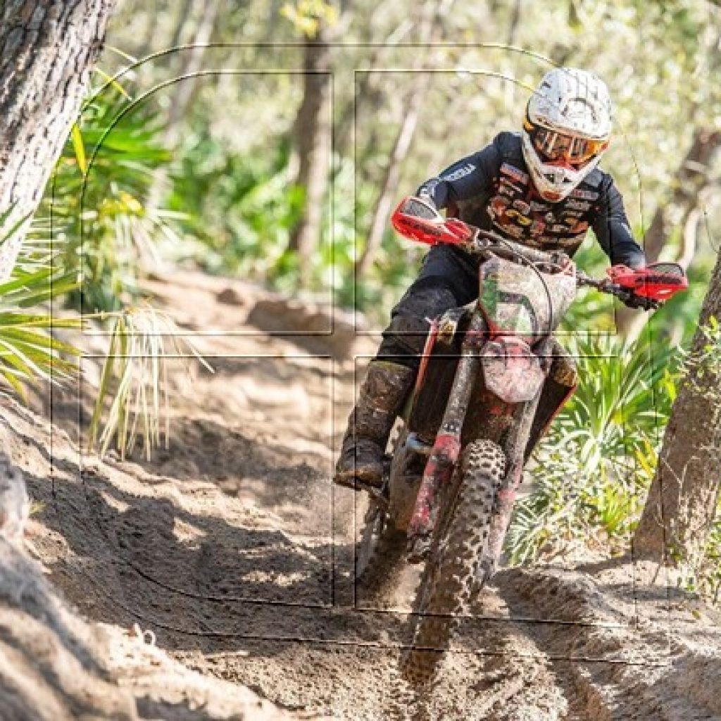 Ruy Barbosa logra dos quintos lugares en Mundial FIM de Moto Enduro