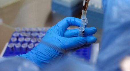 Israel registra más de 300 casos diarios por primera vez desde abril