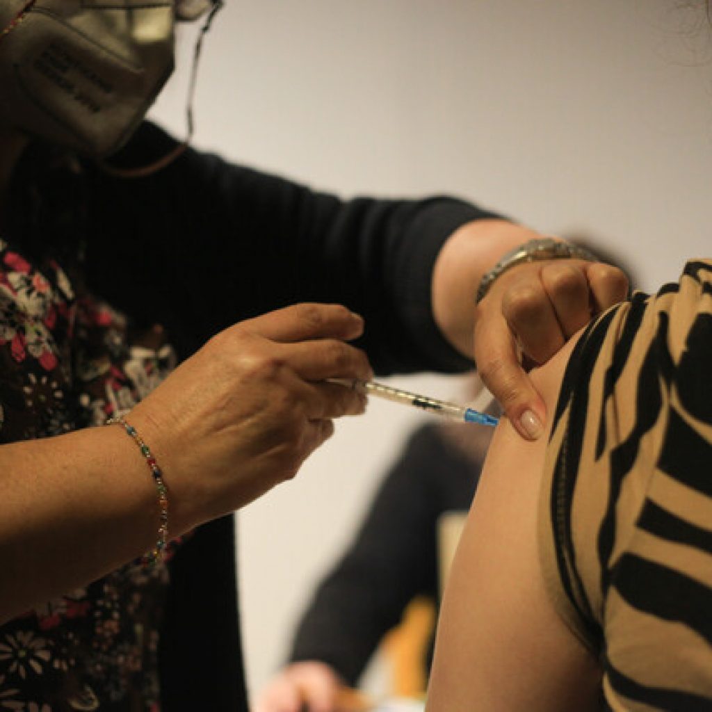 84,42% de la población objetivo se ha vacunado con única y primera dosis