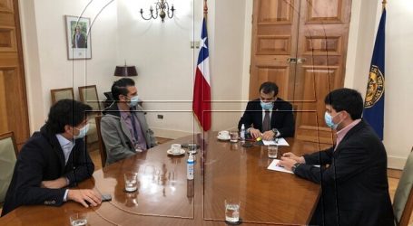 Mark González se reunió con el ministro del Interior en La Moneda