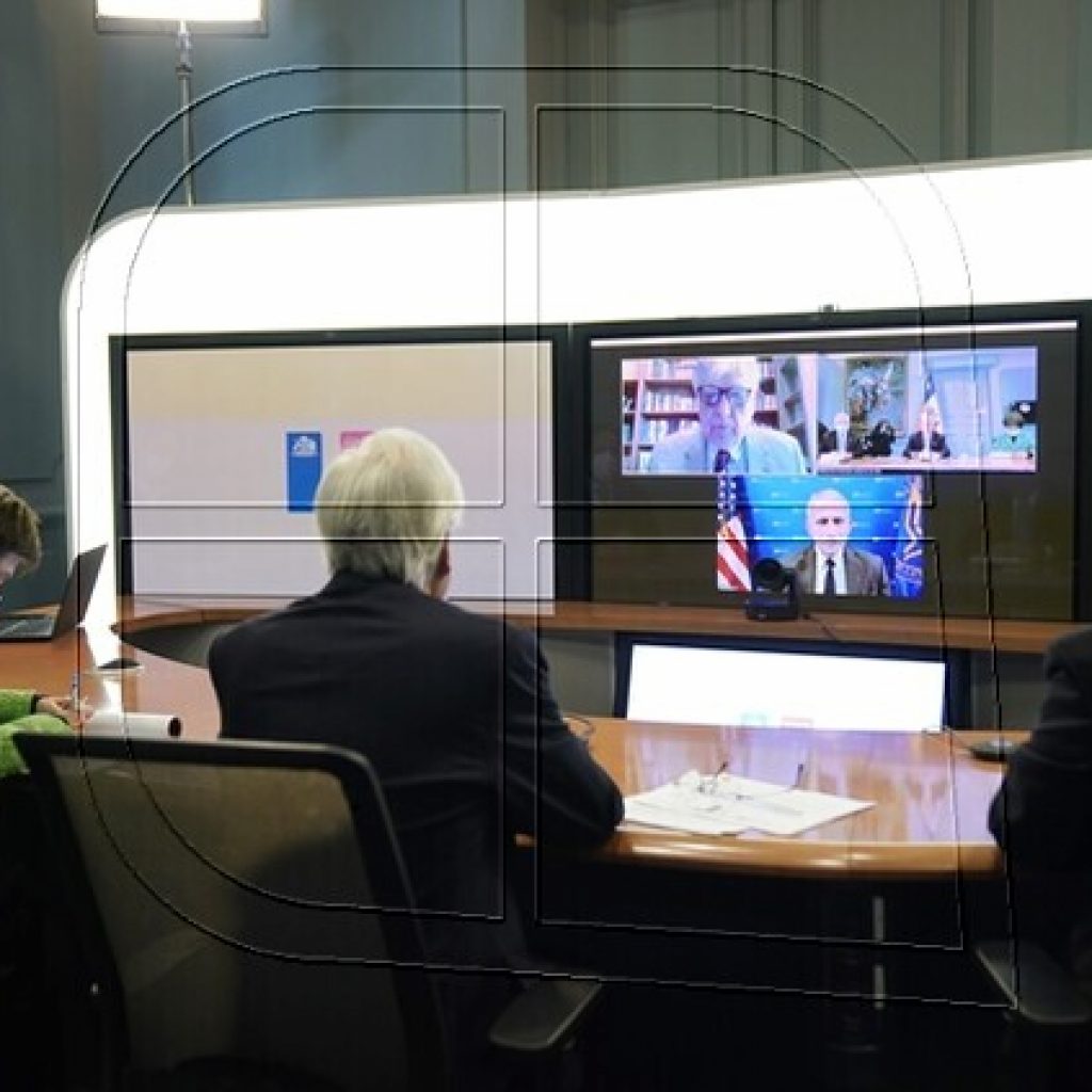 Piñera sostiene reunión con Anthony Fauci, principal asesor de EEUU por Covid-19