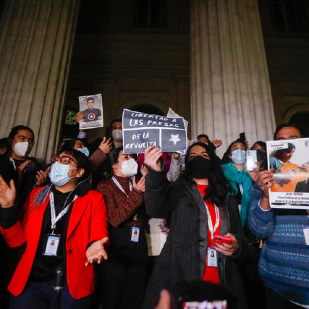 Convención Constitucional aprobó declaración que pide indulto de presos del 18-O