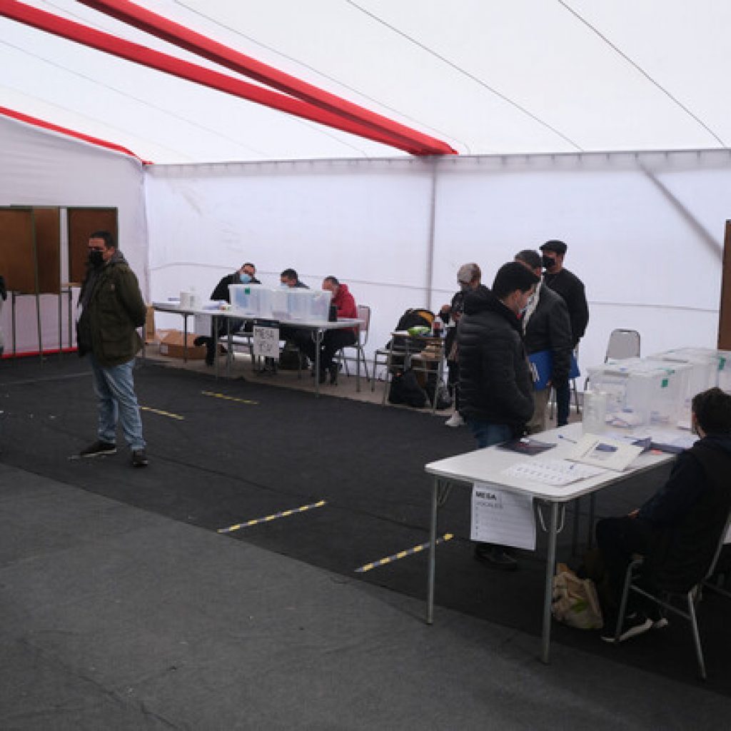 Servel: 100% de las mesas se han instalando en elecciones en San Ramón