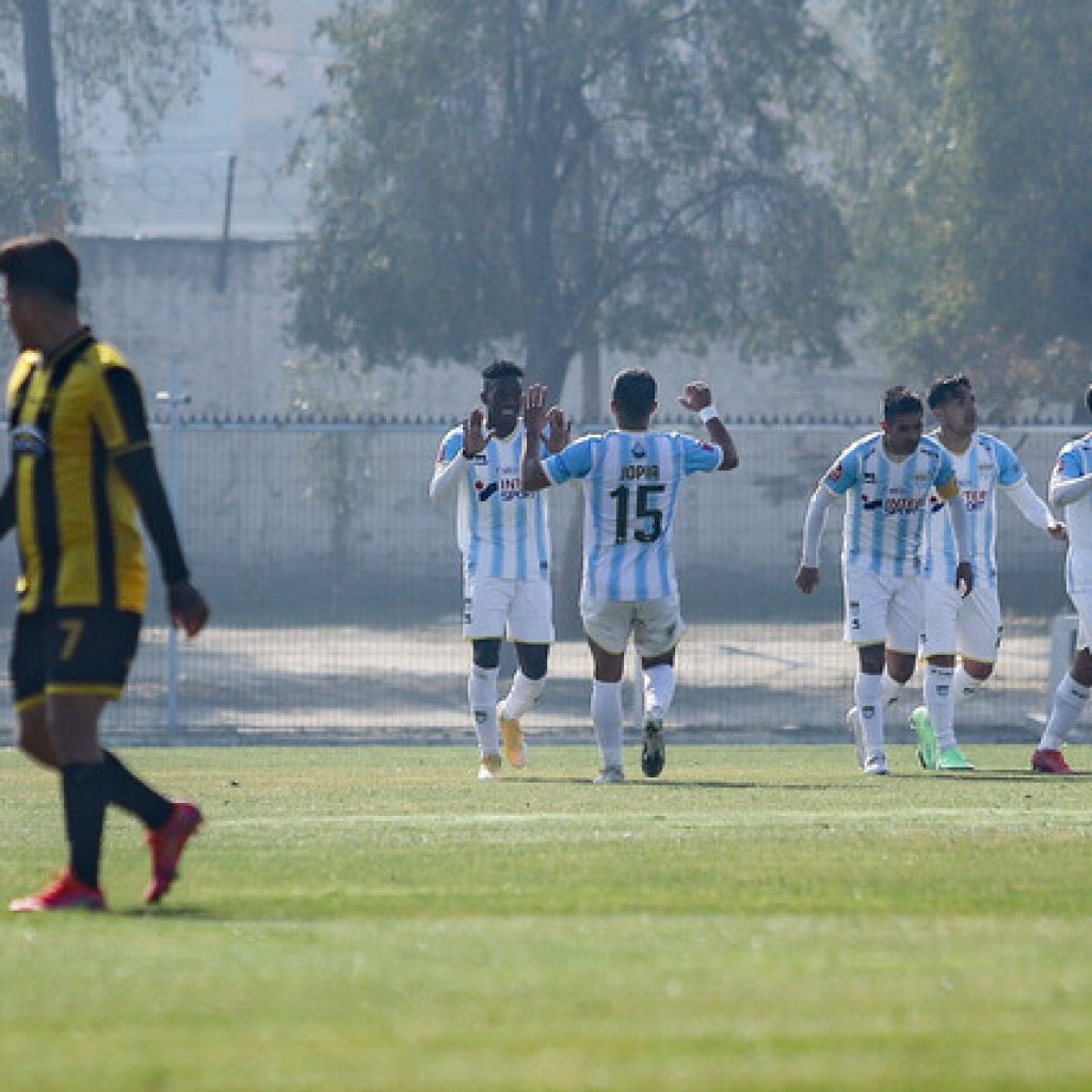Primera B: D. Puerto Montt alcanzó la cima tras empatar con San Marcos de Arica