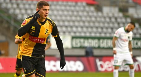 Primera B: Coquimbo rescató un empate ante Temuco y es líder del torneo