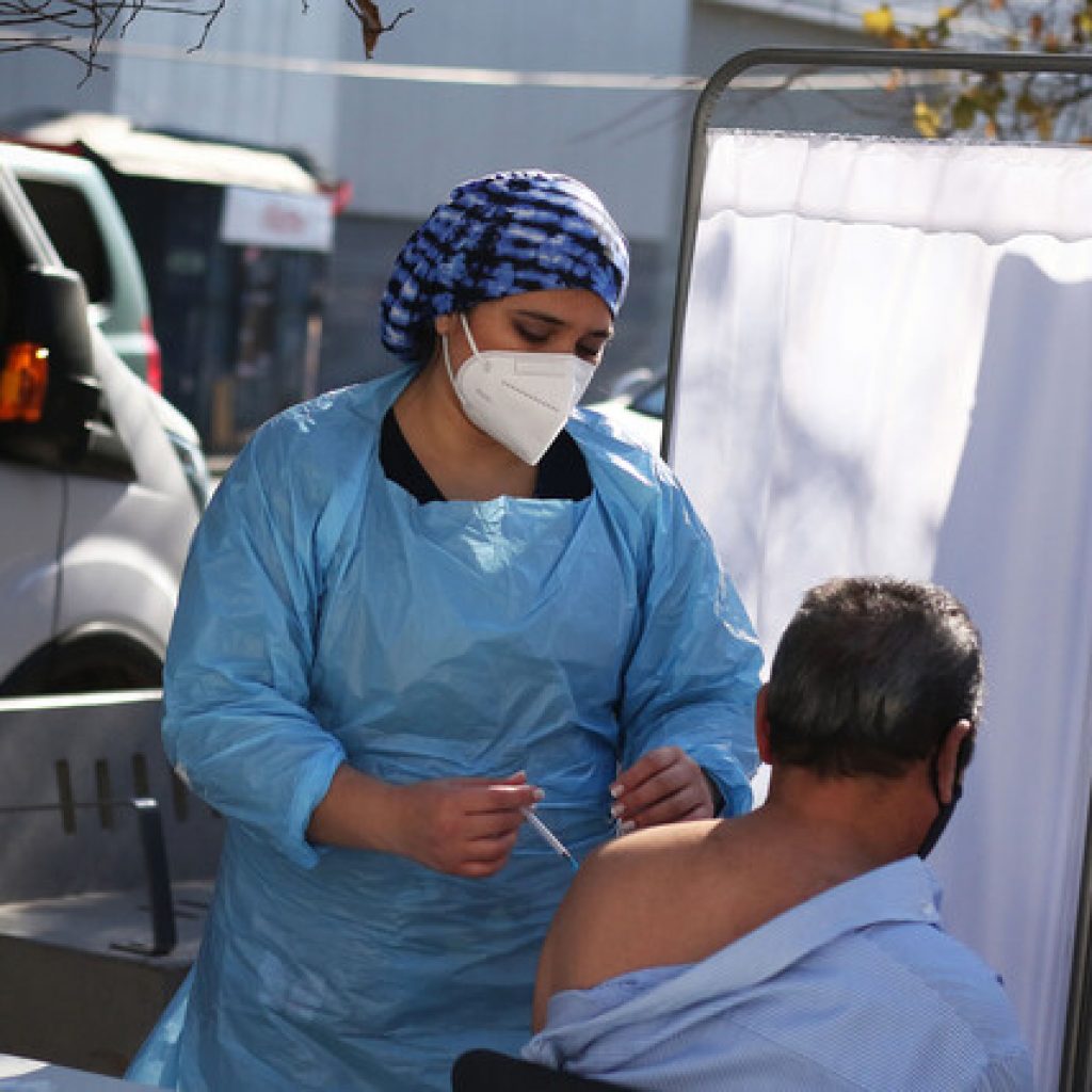 77% de la población objetivo completó su esquema de vacunación contra Covid-19