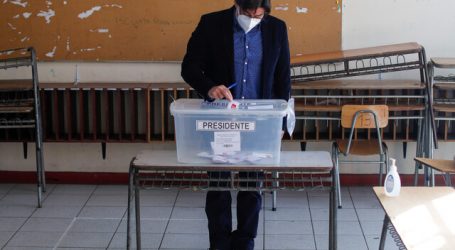 Jadue se muestra “tranquilo y confiado” tras ir a votar en las primarias