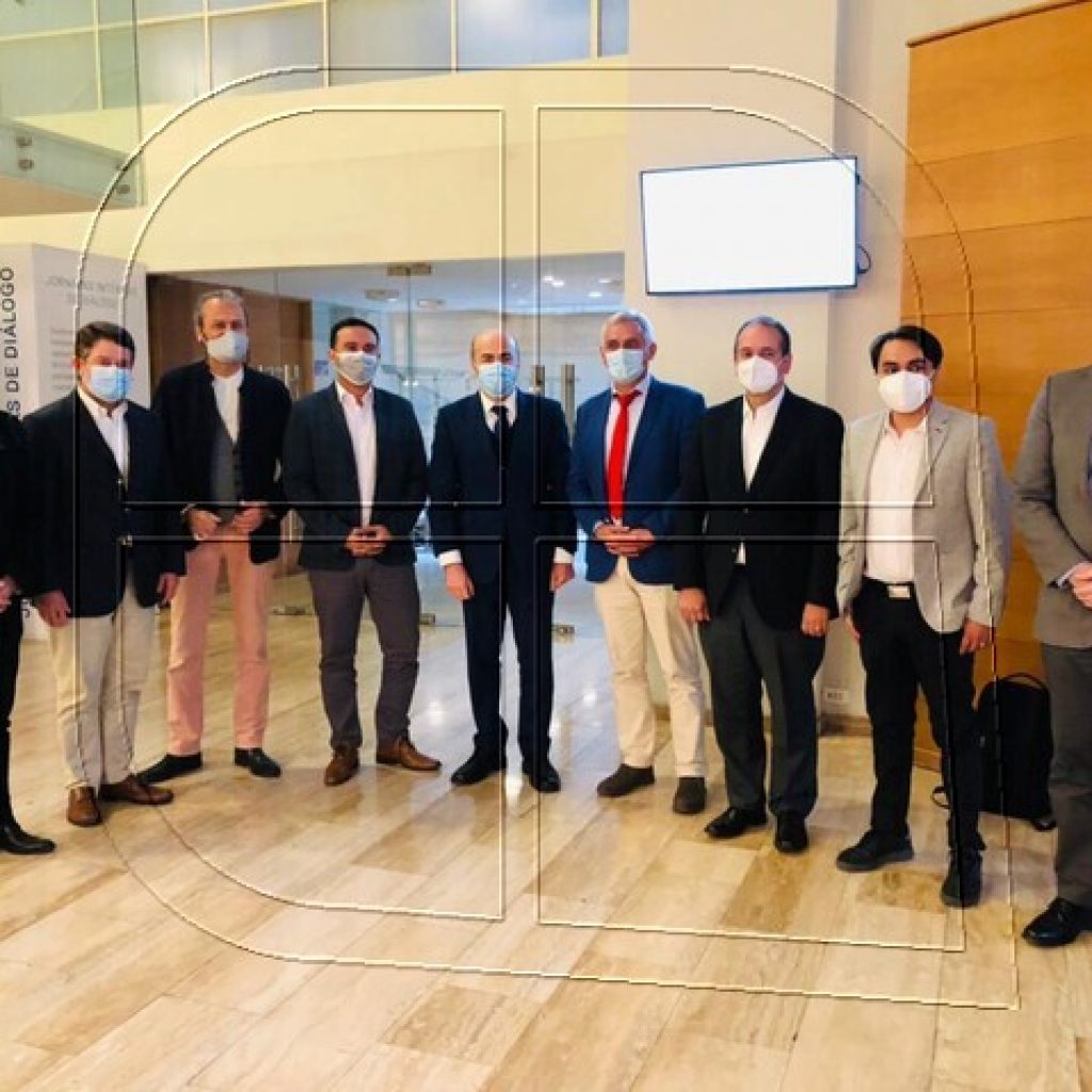 Gobernadores regionales de todo el país se reúnen con el Controlador General