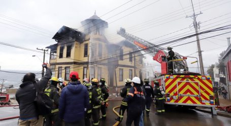 Incendio afecta hogar de ancianos en Valparaíso