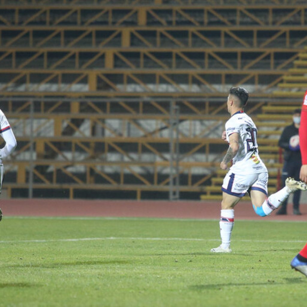 Deportes Melipilla consigue en gran reacción un empate ante el líder La Calera