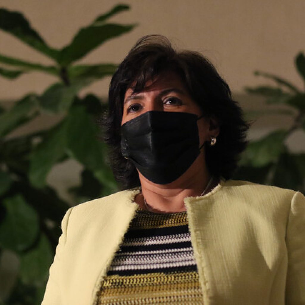 Provoste seguirá al frente del Senado a pesar de su precandidatura a La Moneda