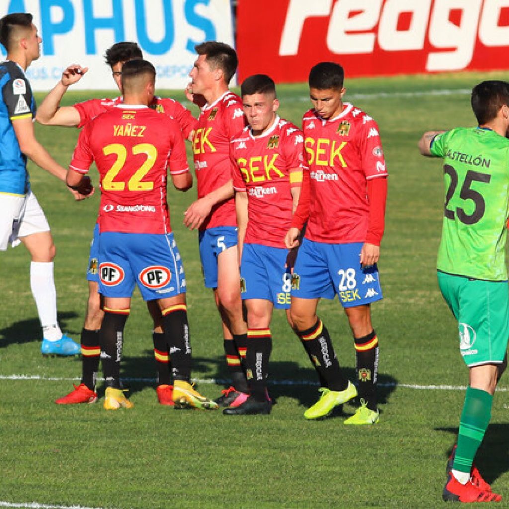 U. Española venció a Huachipato y escaló a la parte alta de la tabla