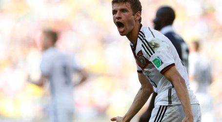 Müller: “Nos ganamos la eliminación, la estrategia defensiva fue un fracaso”