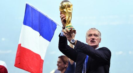 Didier Deschamps fue confirmado al frente de Francia hasta Qatar 2022