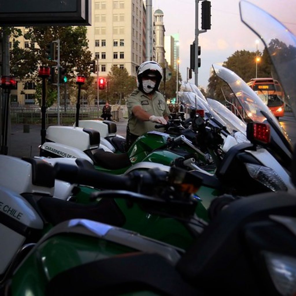 Dan de baja a dos carabineros por presunto cohecho en El Bosque