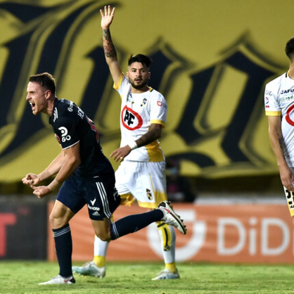 La 'U' respira al superar a Coquimbo Unido en duelo clave por la permanencia