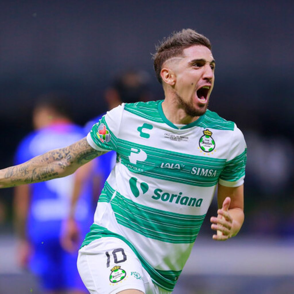 México: Diego Valdés marcó de penal en empate de Santos ante Cruz Azul