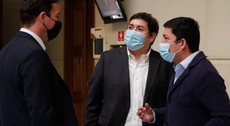 Diputados de RN piden al Gobierno la condonación de deudas universitarias