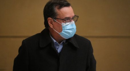 Urrutia pide agilizar proyecto que facilita instalación de portones en pasajes