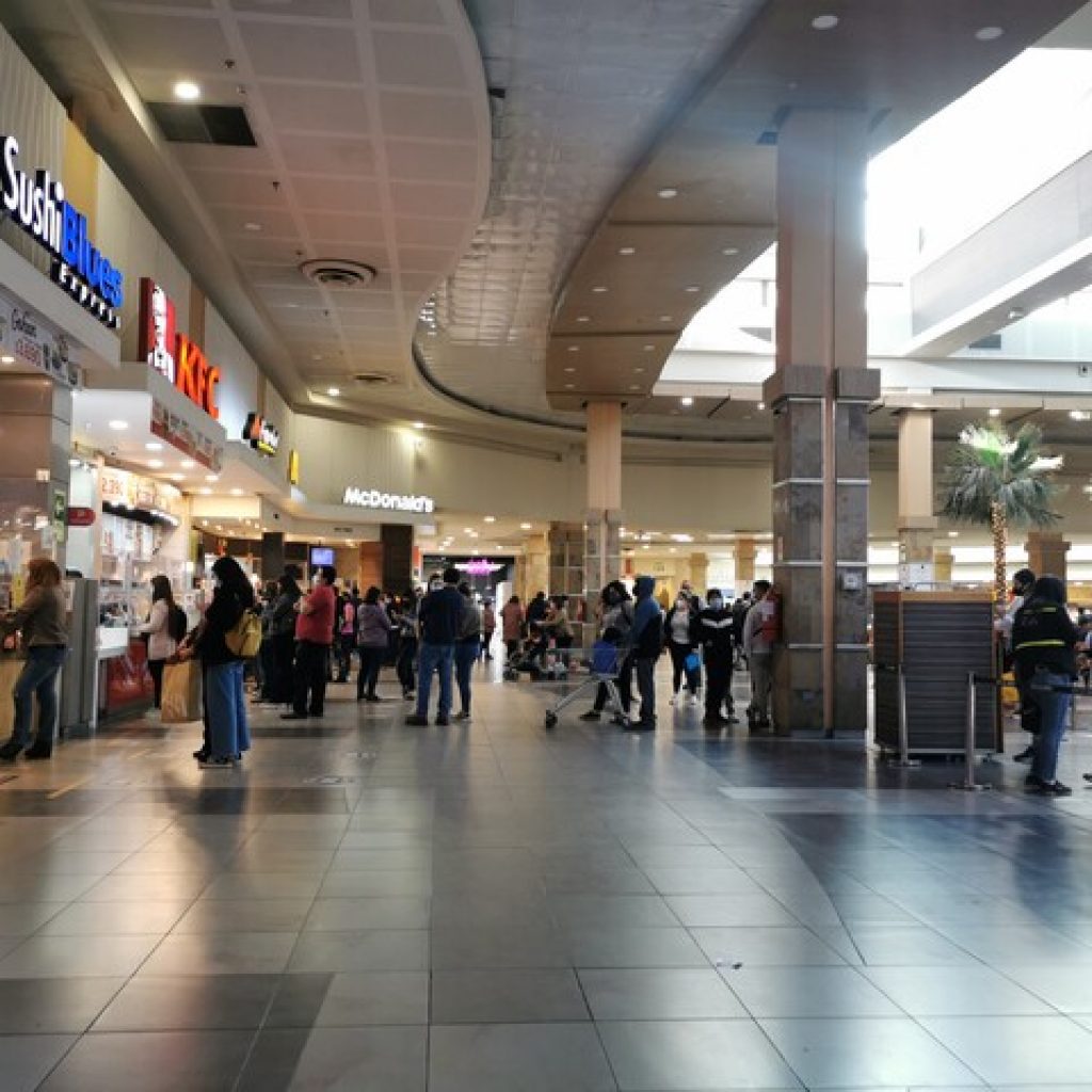 Trabajadores piden a los empresarios cerrar el comercio a las 19:00 horas