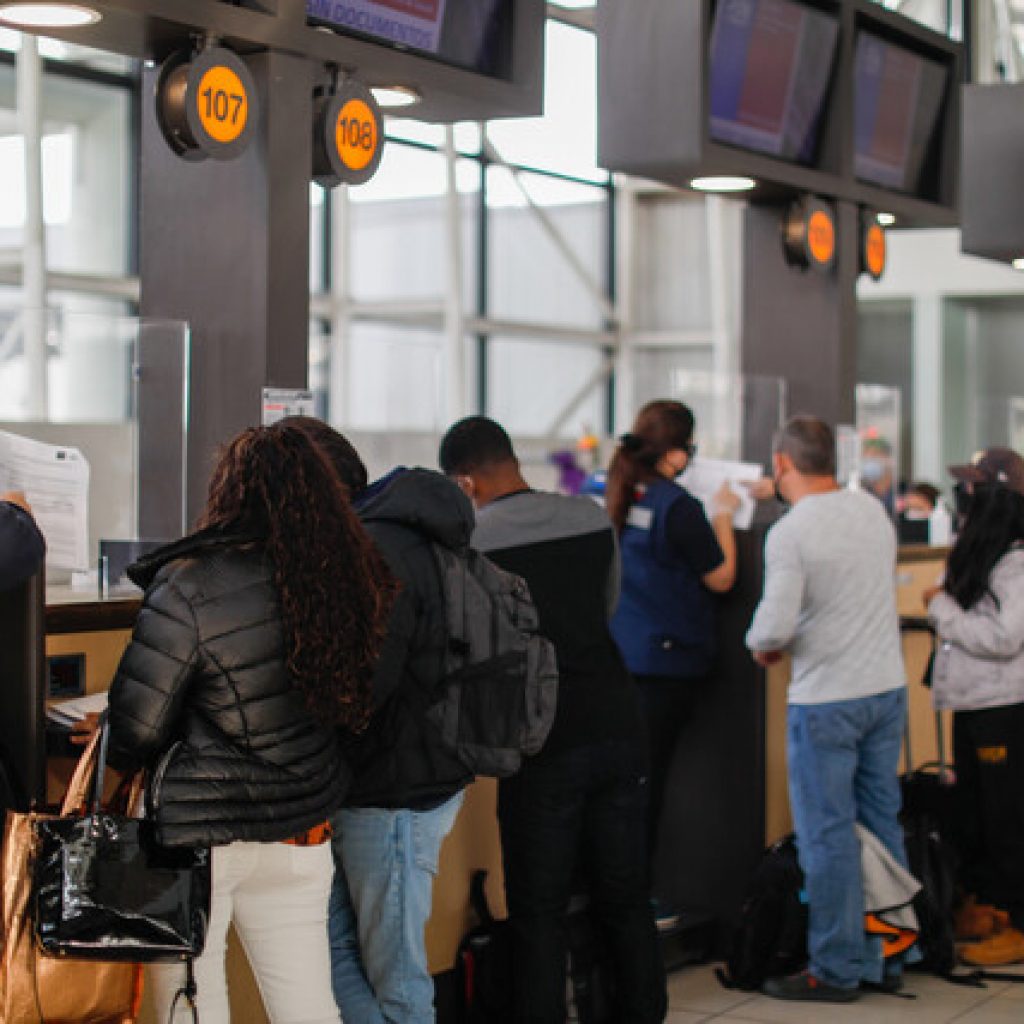 Gremios del turismo piden permitir el ingreso de turistas extranjeros