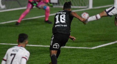 Colo Colo derrotó en gran reacción a Deportes Melipilla y es sublíder