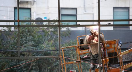 INE: Ingreso laboral promedio mensual en Chile fue de $635.134 en 2020