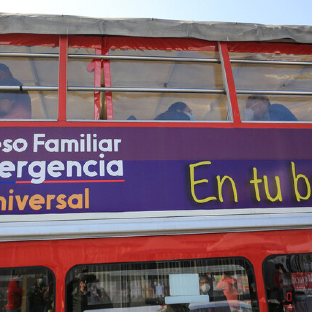 Cadem: 57% de los encuestados prefieren el IFE Universal