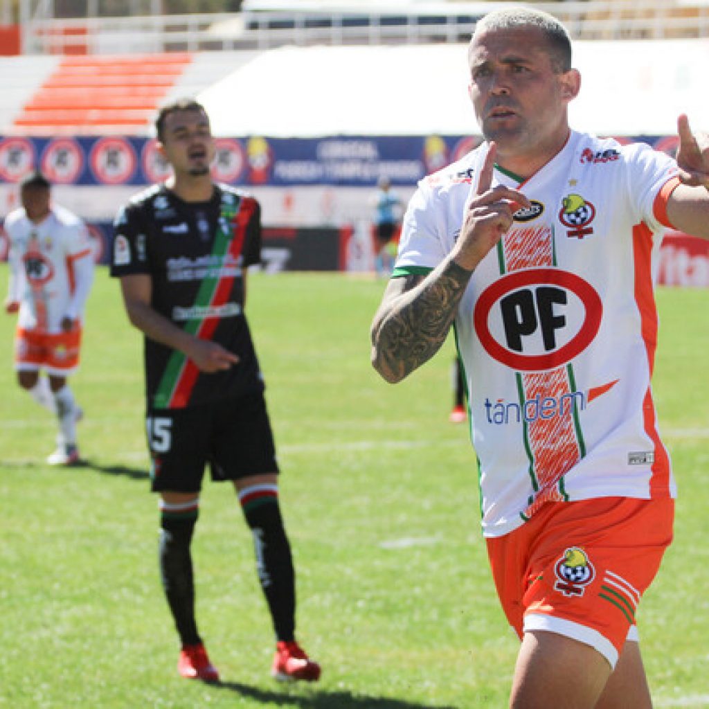 Cobresal sale de mala racha con triunfo sobre Palestino en El Salvador