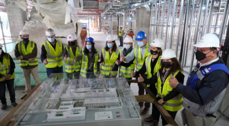 Ministro Moreno visitó obras del nuevo Hospital Salvador