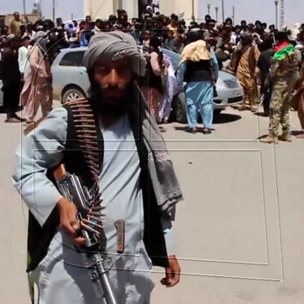 Los talibán anuncian su entrada total en Kabul tras denunciar vacío de seguridad