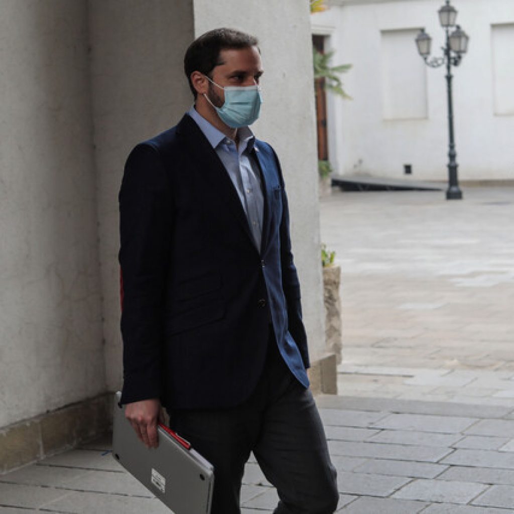 Bellolio e investigación a Espinosa: “Que sean los tribunales quienes resuelvan”