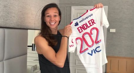 Tiane Endler debutó con éxito con el Lyon en triunfo sobre Barcelona en EE.UU.