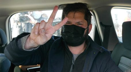 Boric firmó compromiso por el fin de las termoeléctricas en Ventanas