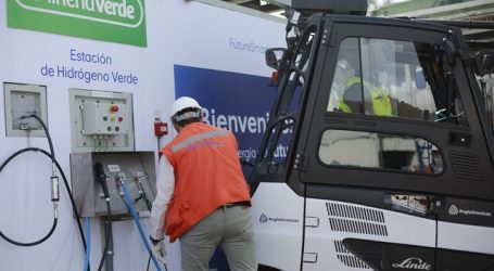 Piñera anuncia producción de la primera molécula de hidrógeno verde en el país
