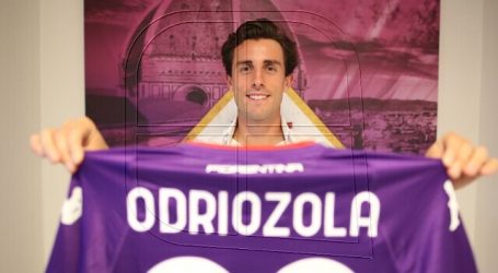 Lateral español Álvaro Odriozola es el nuevo compañero de Pulgar en Fiorentina