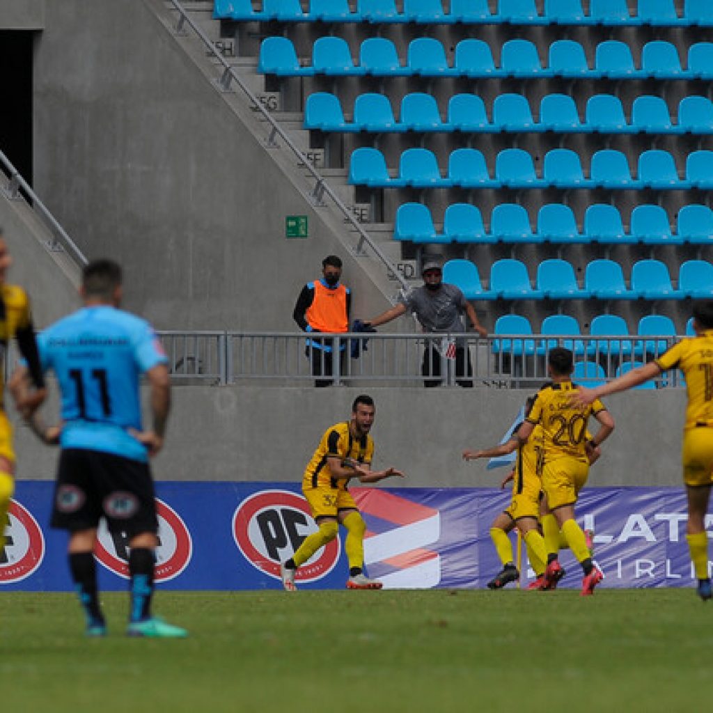 Primera B: Fernandez Vial derrotó a domicilio a Deportes Iquique