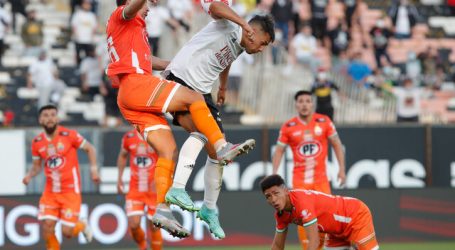 Colo Colo hipotecó el liderato con derrota en casa ante un aplicado Cobresal