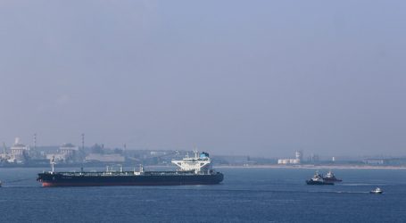 Exigen definición de responsables por nuevo derrame de petróleo en Quintero