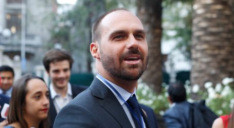 Brasil: Uno de los hijos de Jair Bolsonaro dio positivo a COVID-19