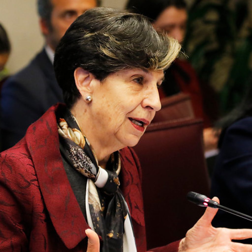 Senadora Allende critica bajo presupuesto para la región de Valparaíso